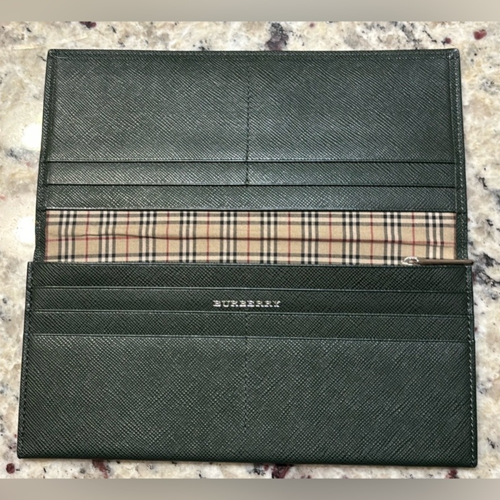Vintage Burberry - dark green wallet bifold - Authentic